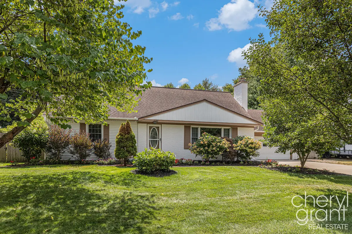 3258 Sunnyhill Street Ne, Rockford, MI 49341 - #1