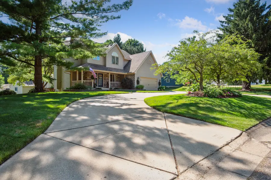 727 Tanbark Drive, Dimondale, MI 48821 - Image #3