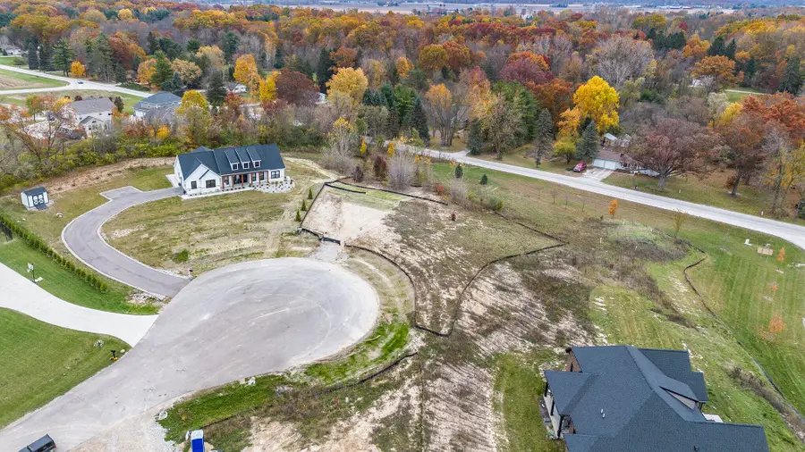 510 Antler Court, Saline, MI 48176 - Image #2