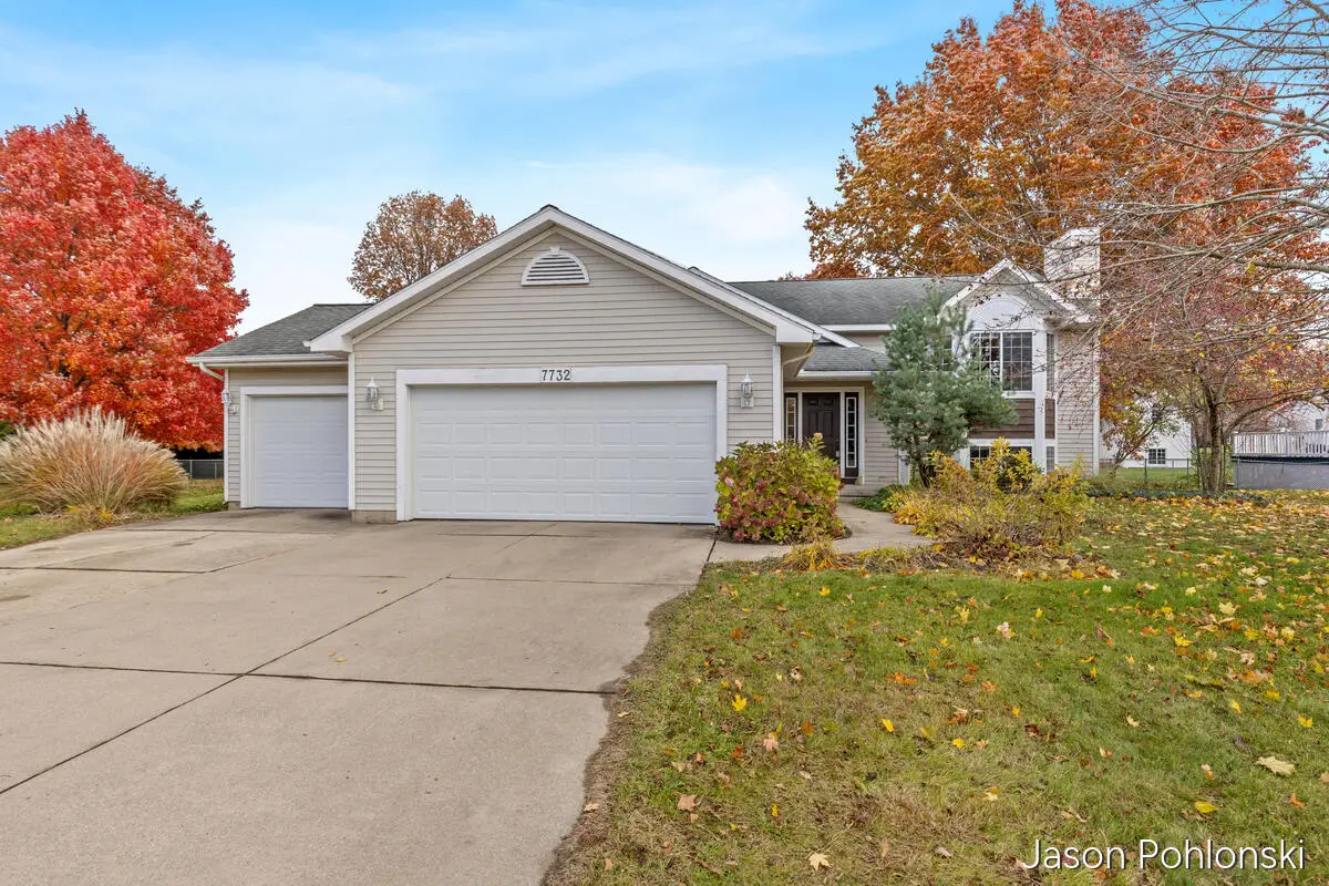 7732 Burlingame Avenue Sw, Byron Center, MI 49315 - Image #1