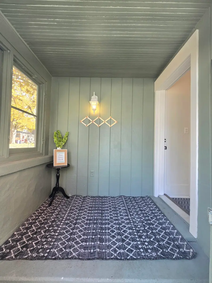 114 Barnett Street Ne, Grand Rapids, MI 49503 - Image #3