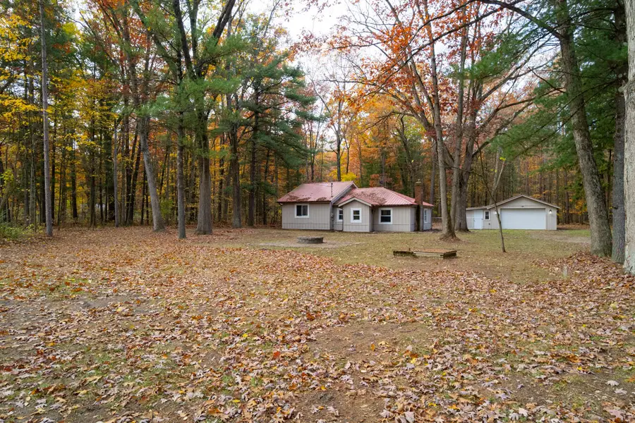 1274 42nd Street, Allegan, MI 49010 - Image #3