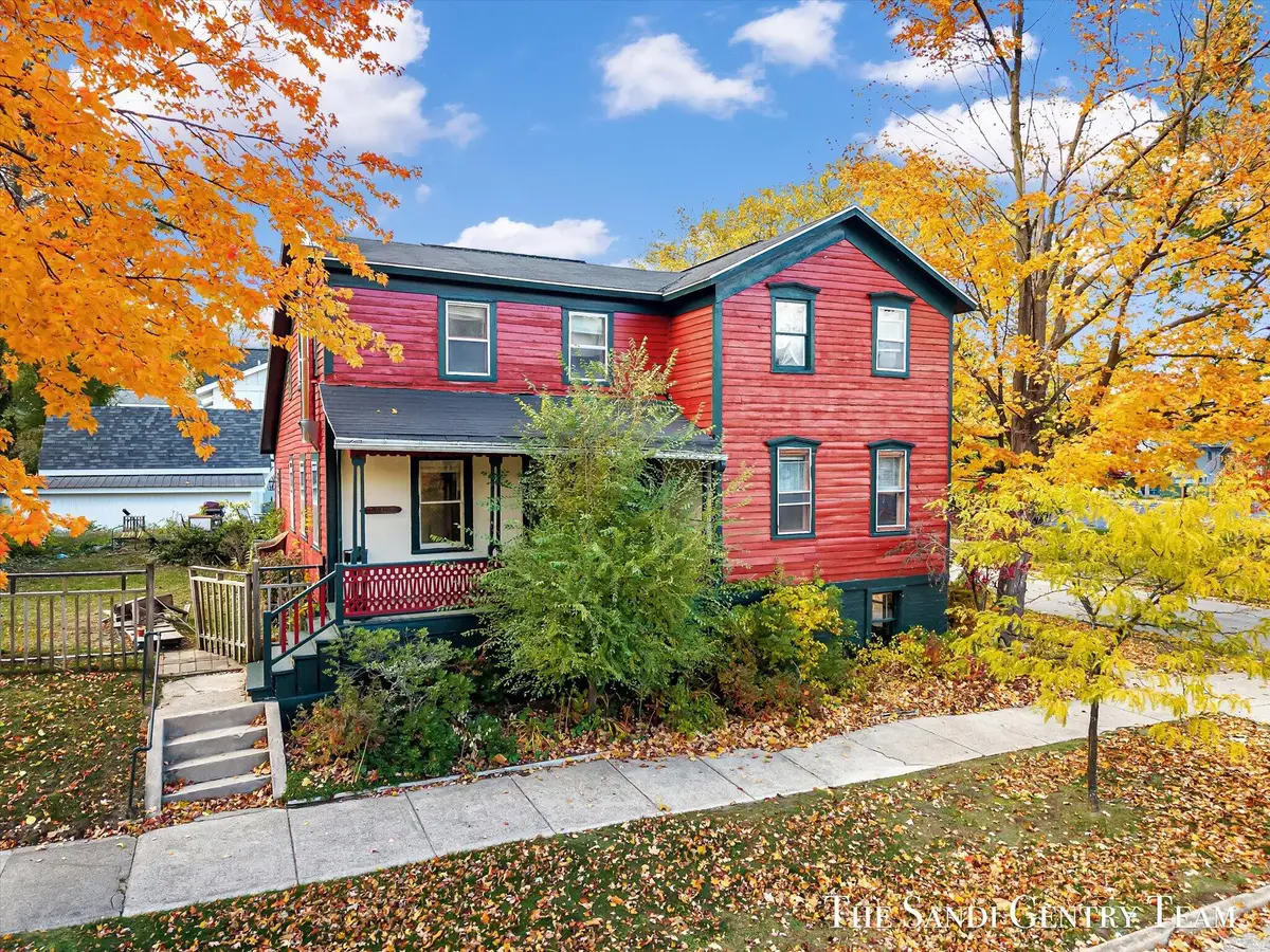 201 S 4th Street, Grand Haven, MI 49417 - Image #1