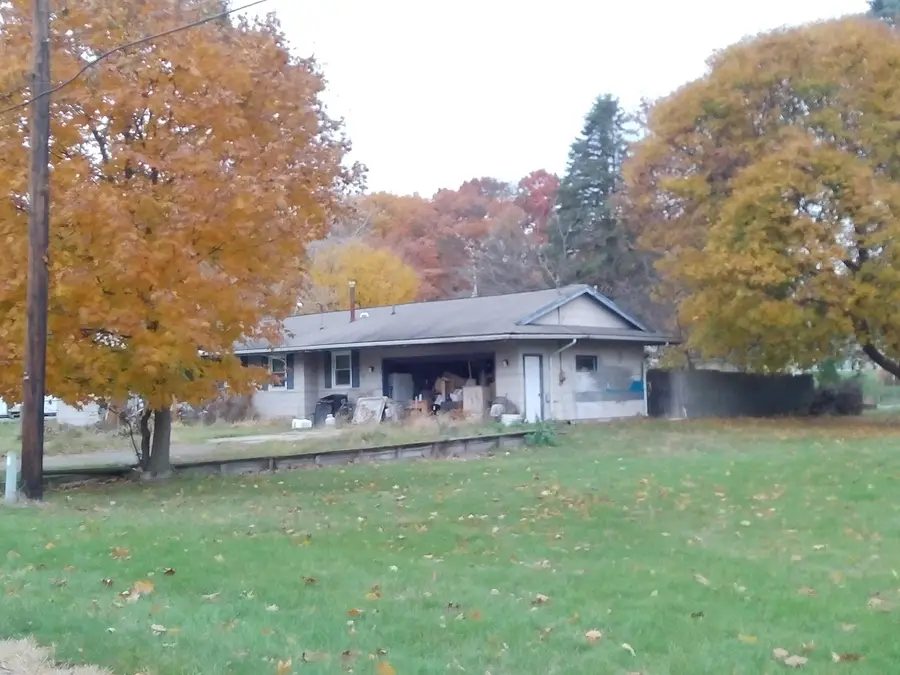 3250 Carlton Boulevard, Jackson, MI 49203 - Image #3