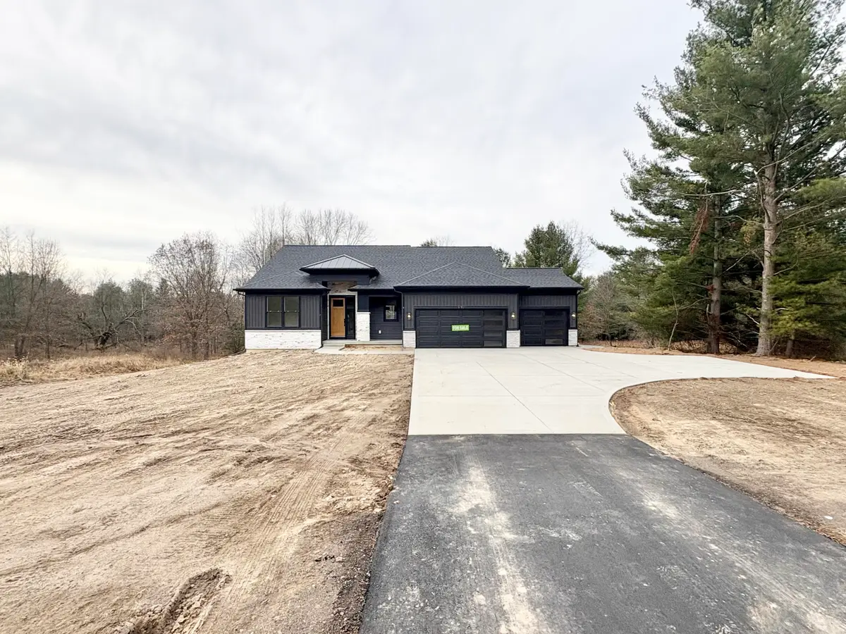 9197 Alaska Avenue Se, Caledonia, MI 49316 - #1