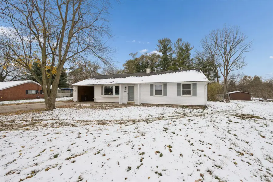 889 Mckinley Road, Chelsea, MI 48118 - Image #2