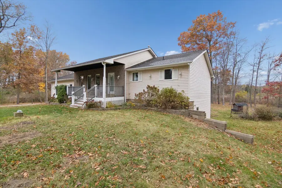 6000 San Luray Road, Gregory, MI 48137 - Image #3