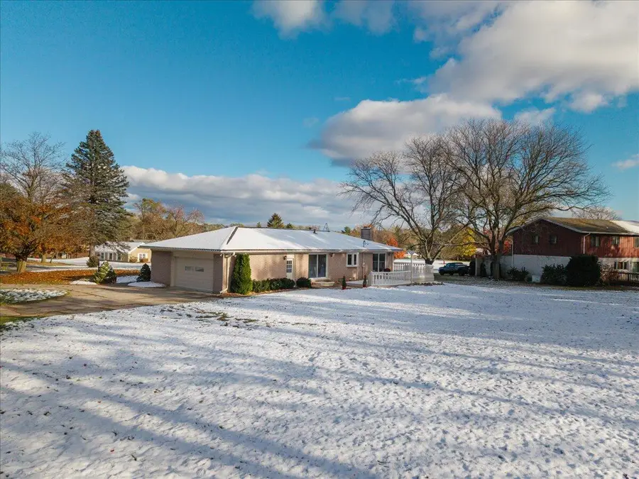 8248 Stoneham Drive, Ypsilanti, MI 48197 - Image #3