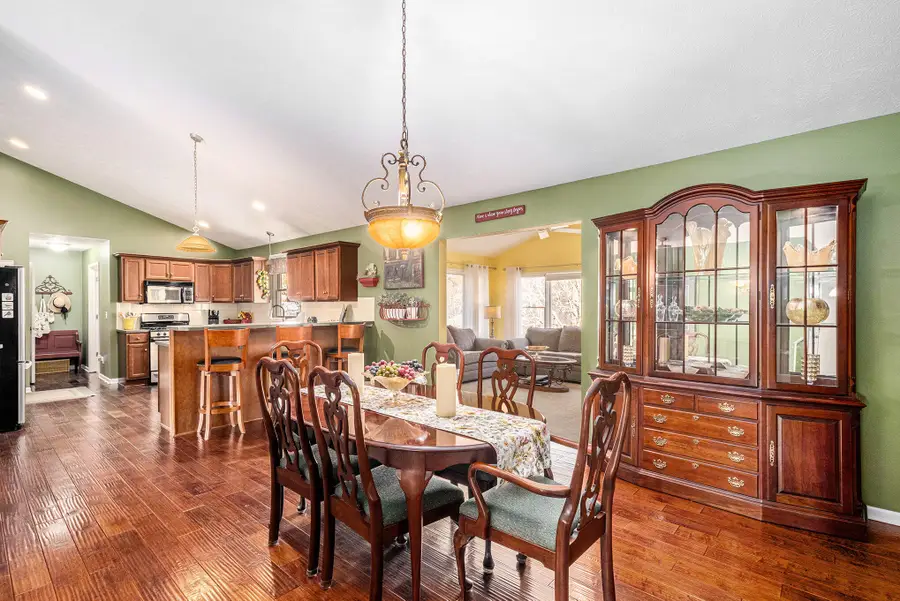 164 Glen Carin Drive Ne, Rockford, MI 49341 - Image #3