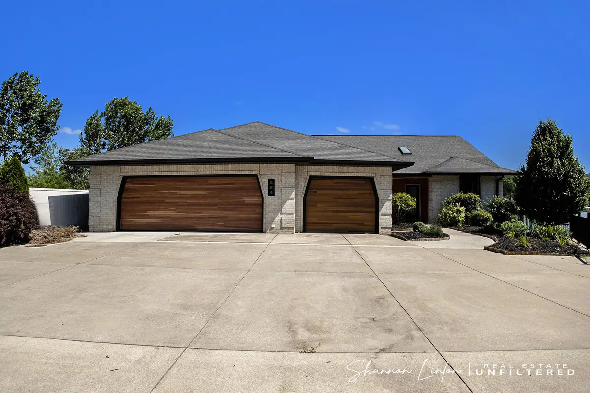 204 Lake Street, Fruitport, MI 49415 - #1