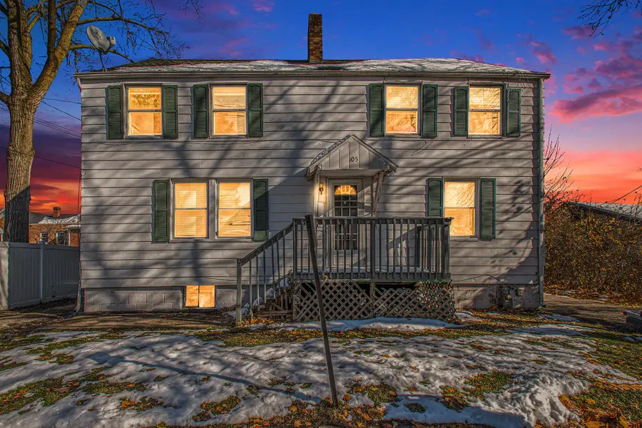 105 Maple Court, Buchanan, MI 49107 - Image #2