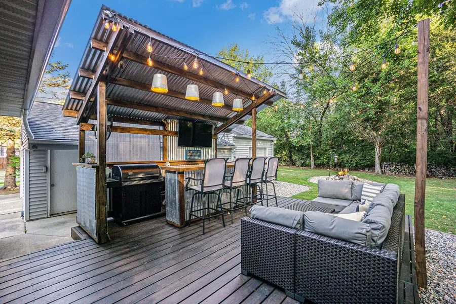 5241 E S Avenue, Vicksburg, MI 49097 - Image #2