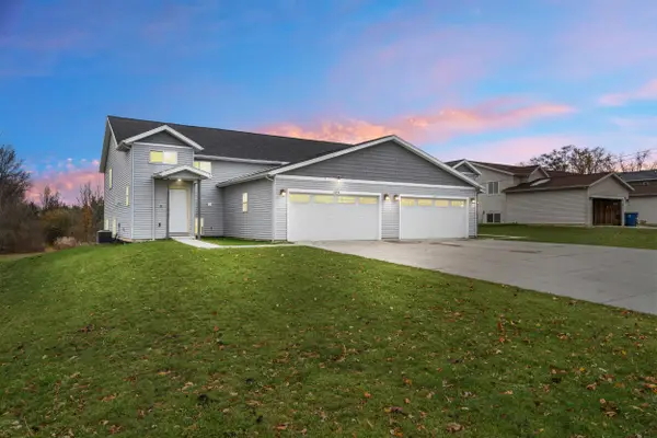 2656-2658 60th Street Se, Grand Rapids, MI 49508