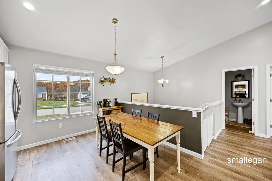 10897 Carmen Oak Drive Se, Lowell, MI 49331 - Image #3