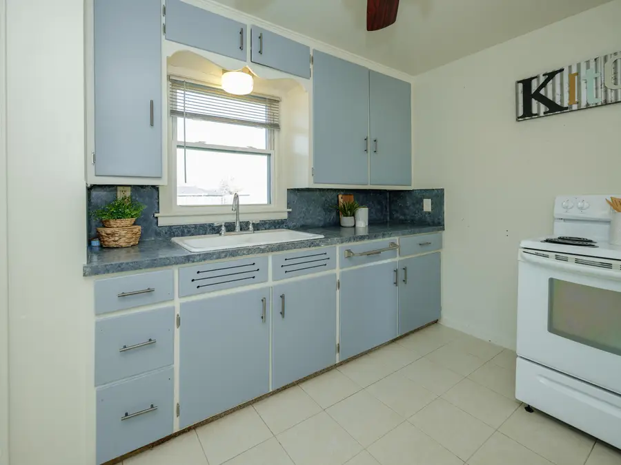 312 Schuring Road, Portage, MI 49024 - Image #2