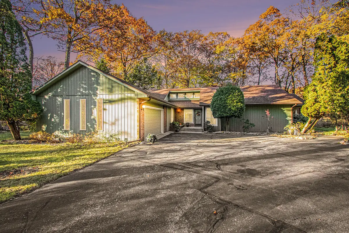 46308 Royal Avenue, New Buffalo, MI 49117 - Image #1