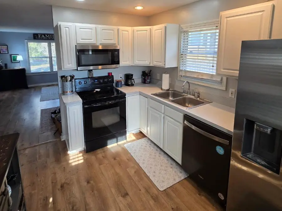 417 S Maple Street, Webberville, MI 48892 - Image #3