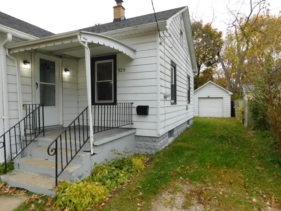 925 Dayton Avenue, Kalamazoo, MI 49048 - Image #2