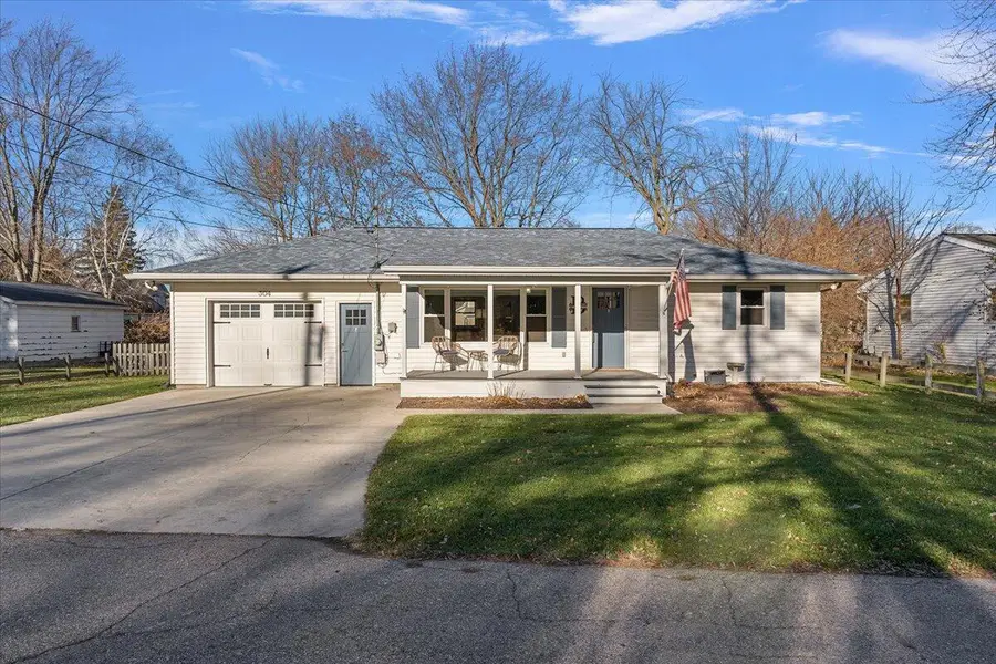 304 Mechanic Street, Stockbridge, MI 49285 - Image #3