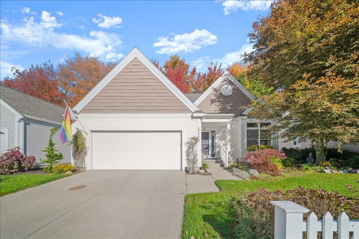 17711 Cobblefield Lane, Spring Lake, MI 49456 - Image #1