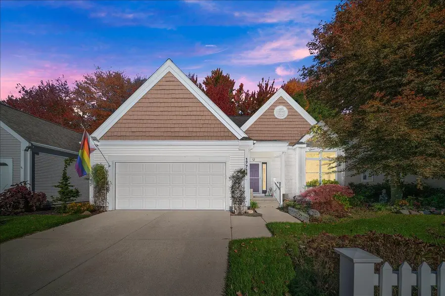 17711 Cobblefield Lane, Spring Lake, MI 49456 - Image #2