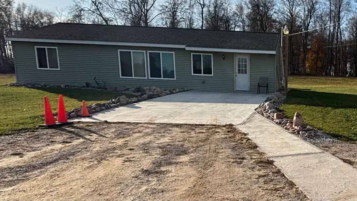 1637 N State Road, Ionia, MI 48846 - Image #1