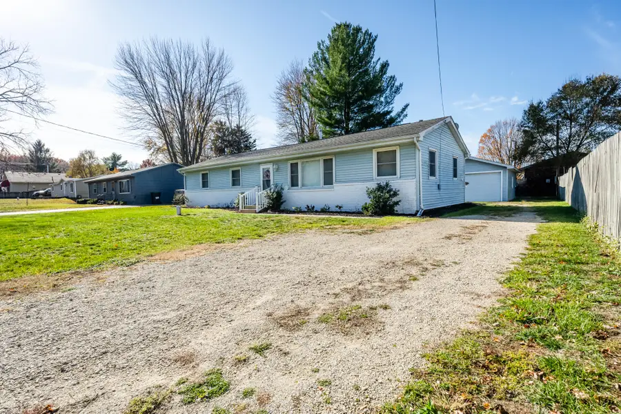 4568 Wil-o-paw Drive, Coloma, MI 49038 - Image #2