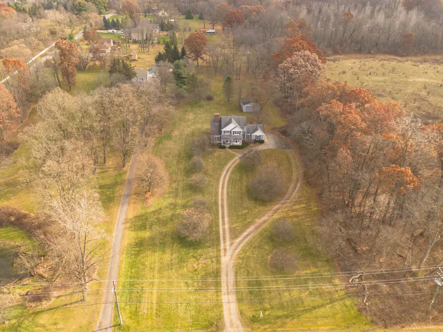 5470 Carey Road, Commerce Township, MI 48382 - Image #3