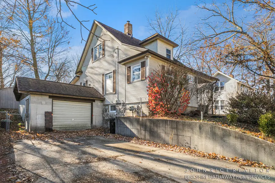 428 W Walnut Street, Hastings, MI 49058 - Image #3