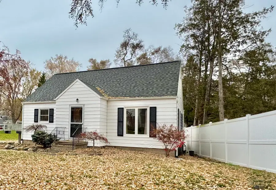 243 Grove Street, Coopersville, MI 49404 - Image #2