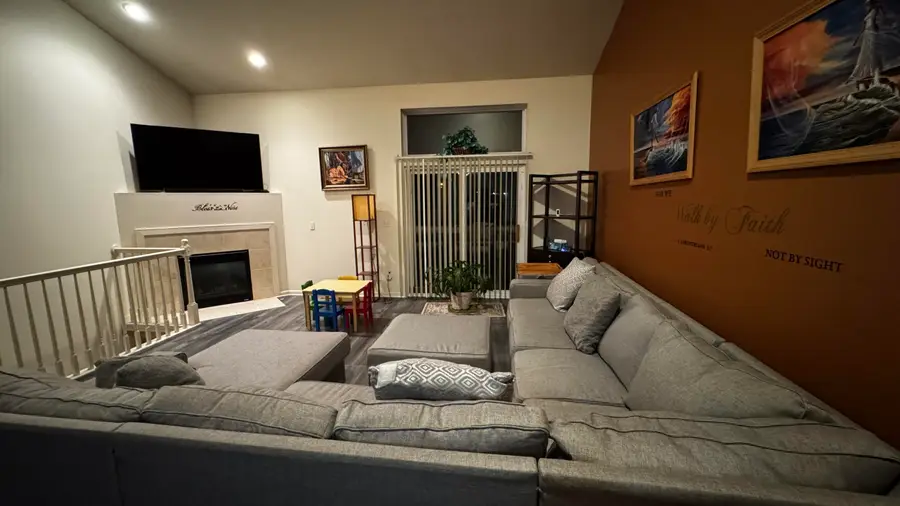 33180 Forest Park Drive Drive, Wayne, MI 48184 - Image #2