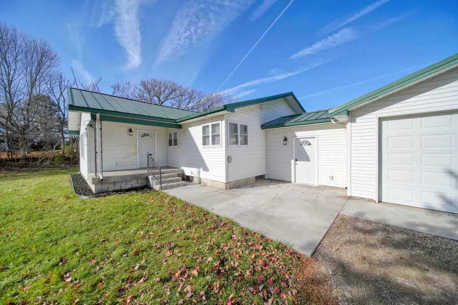 19900 Lewis Road, Cement City, MI 49233 - Image #3