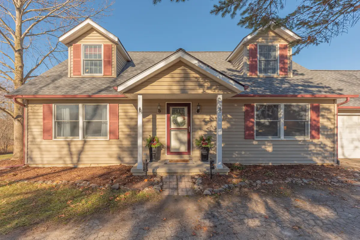 6838 Daly Rd, Dexter, MI 48130 - Image #1