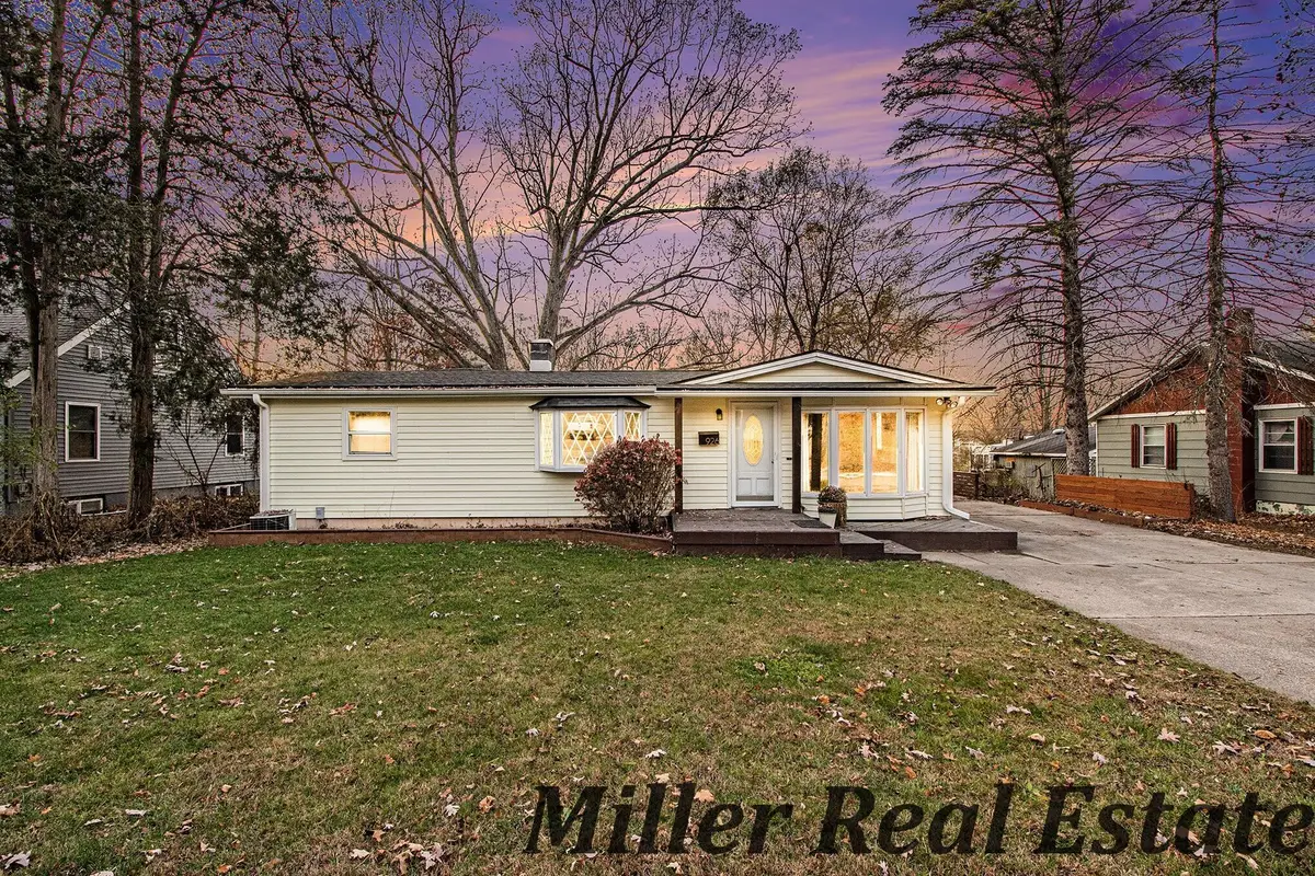 926 N Washington Street, Lowell, MI 49331 - Image #1