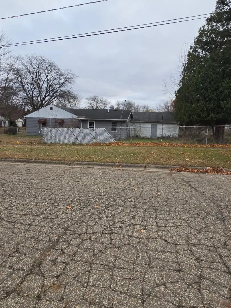 1515 Dean Drive, Albion, MI 49224 - Image #1