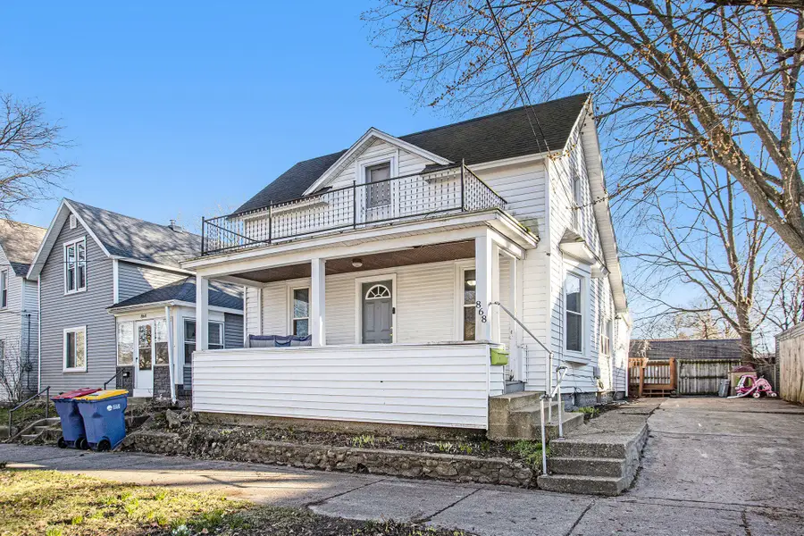 868 10th Street Nw, Grand Rapids, MI 49504 - Image #2