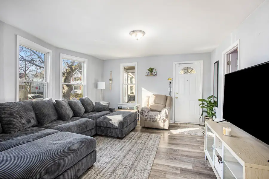 868 10th Street Nw, Grand Rapids, MI 49504 - Image #3