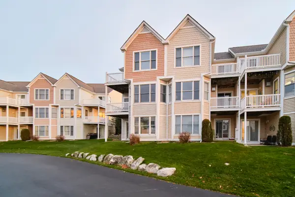 84 Charter Court, Manistee, MI 49660