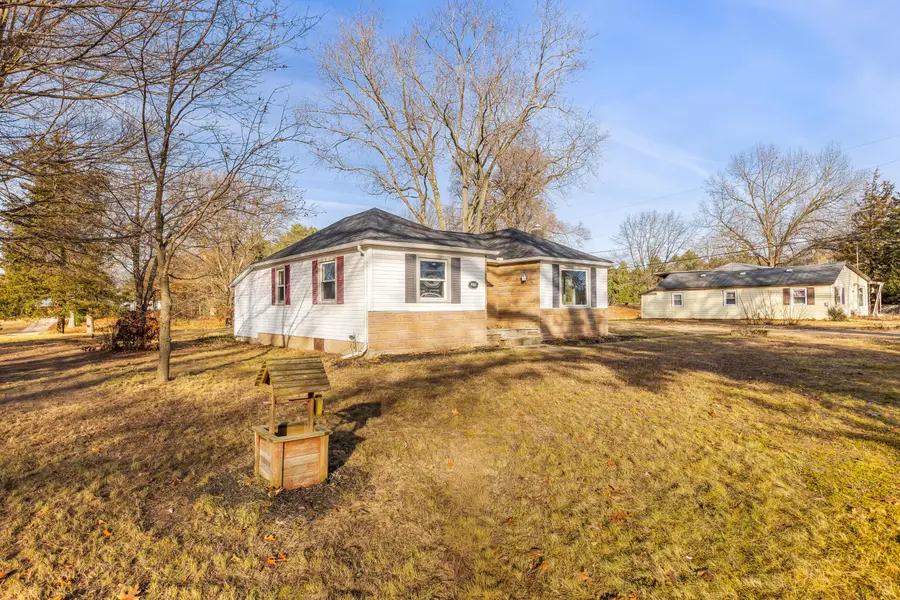 3960 W Hallett Road, Hillsdale, MI 49242 - Image #3