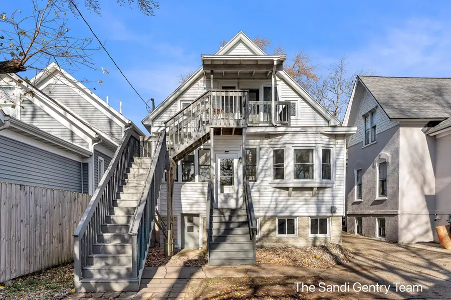 1022 Washington Avenue, Grand Haven, MI 49417 - Image #2