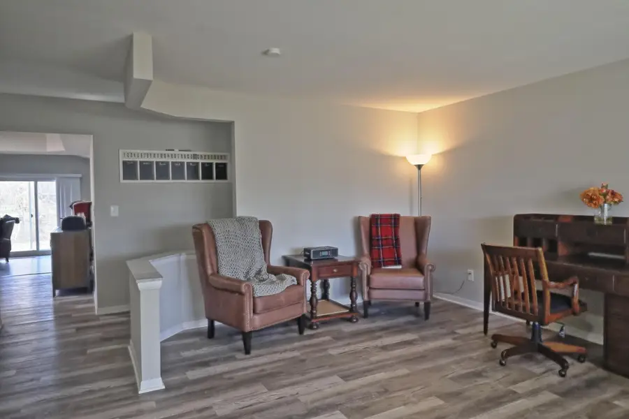 37852 Lola Drive, Sterling Heights, MI 48312 - Image #2