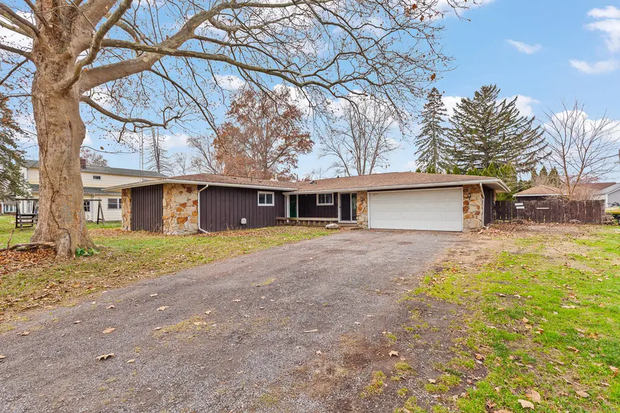 407 Brenot Court, Blissfield, MI 49228 - Image #2