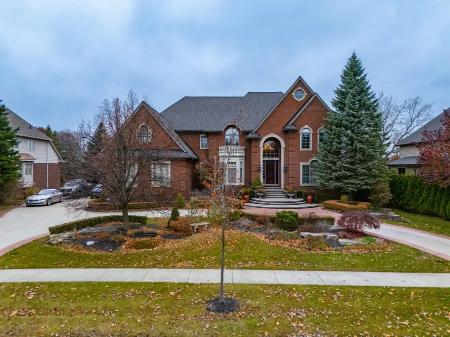 5520 Whitehall Boulevard, Rochester, MI 48306 - Image #3