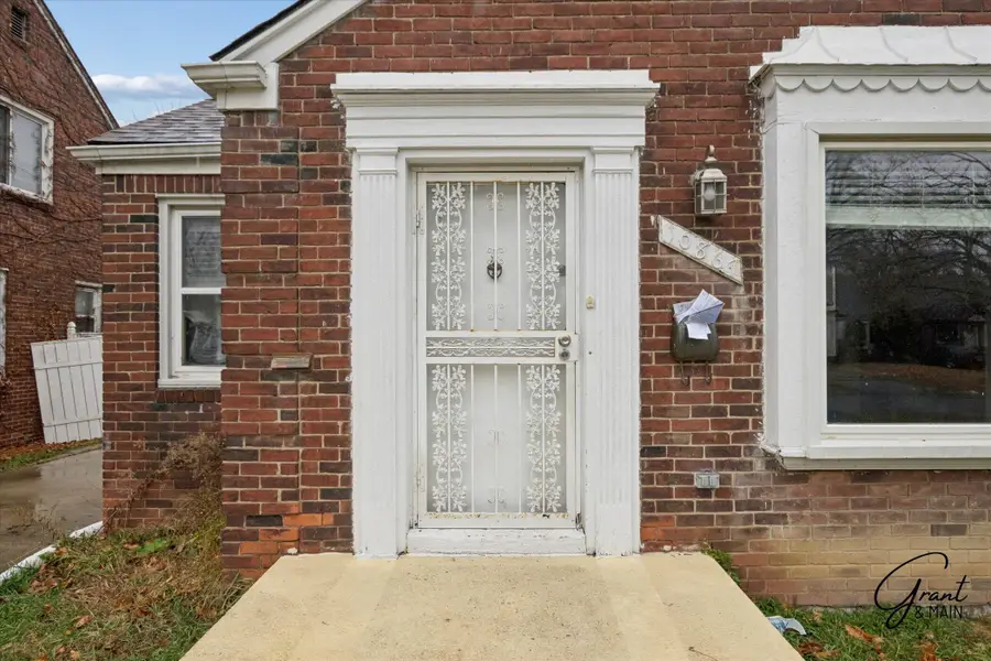 10867 Balfour Road, Detroit, MI 48224 - Image #2