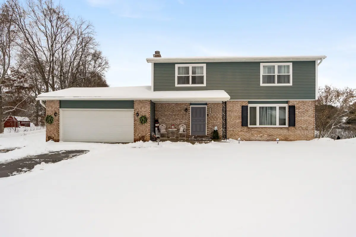 6247 Mountie Way, Jackson, MI 49201 - Image #1