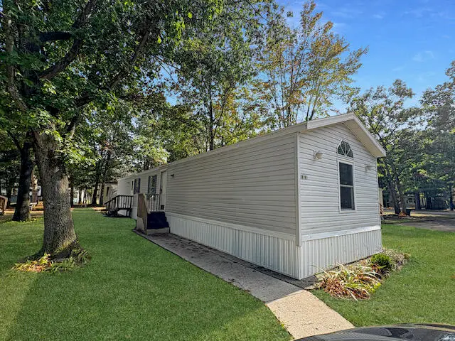 20101 Tamarack Drive, Howard City, MI 49329 - Image #1