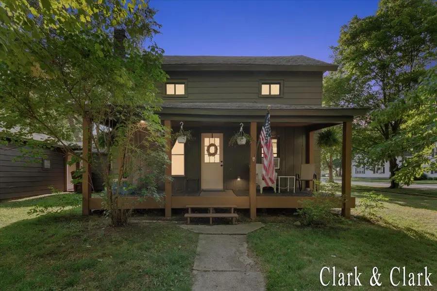 536 E Bond Street, Hastings, MI 49058 - Image #3