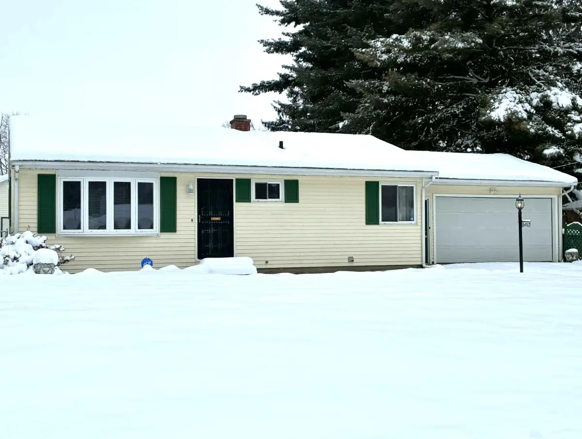 5452 Lucerne Avenue, Kalamazoo, MI 49048 - Image #1