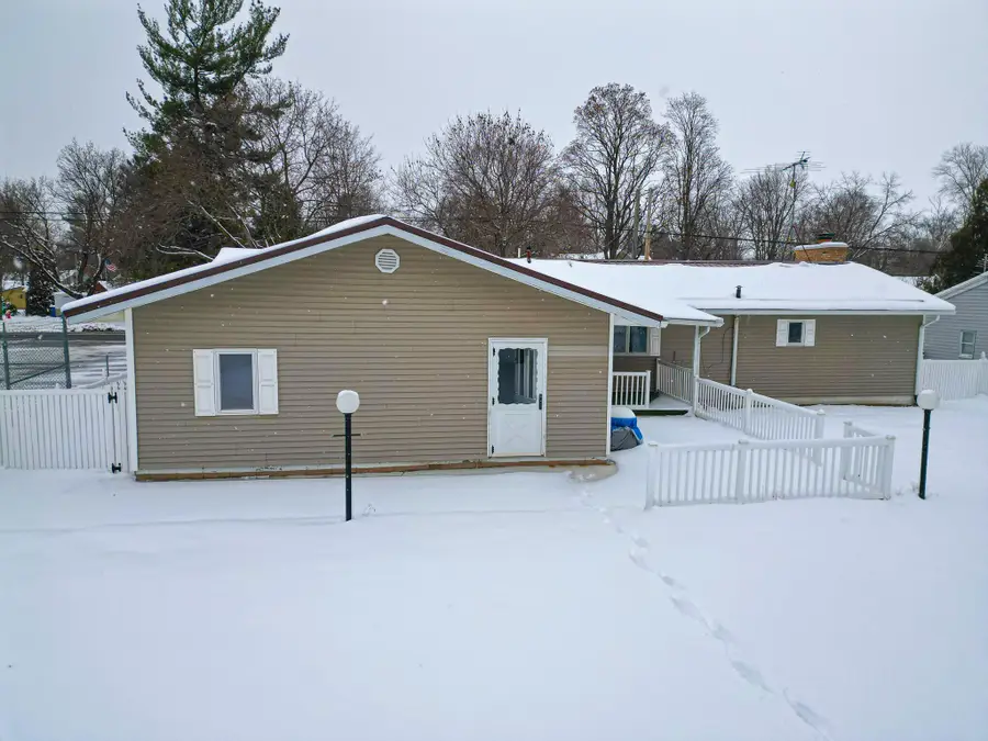 508 Emory Street, Howard City, MI 49329 - Image #3