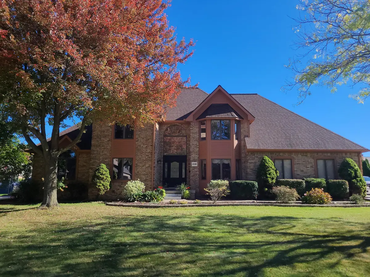 11545 Kings Knight Circle, Grand Blanc, MI 48439 - Image #1